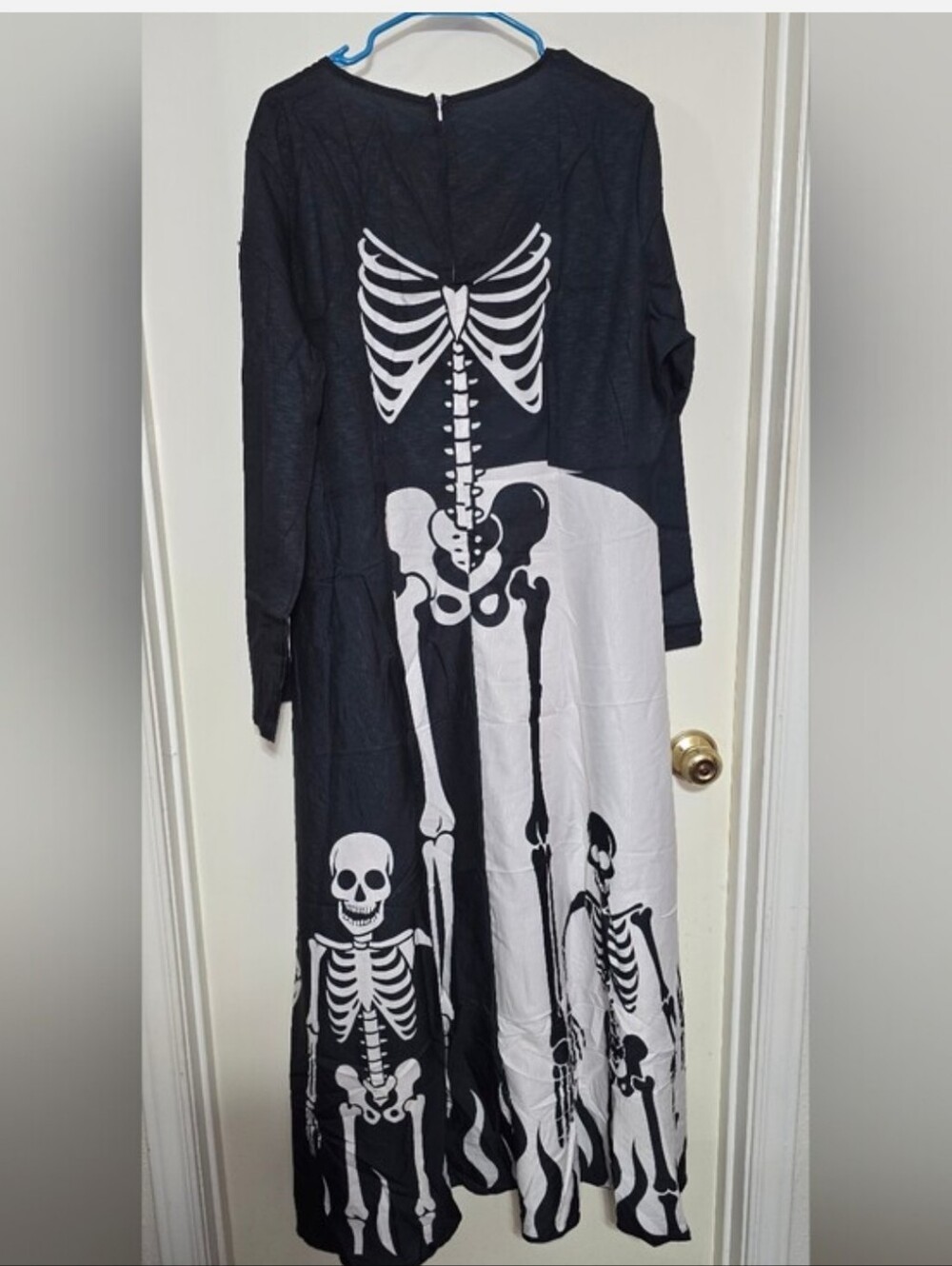 Classic Black & White Skeleton Women's Costume Dress - Picture 4 of 6